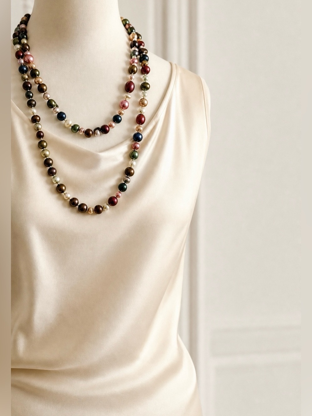 🎁🇨🇦 Hand Knotted Locally Multicolor Pearl Style Necklace Duo• Layered Statement